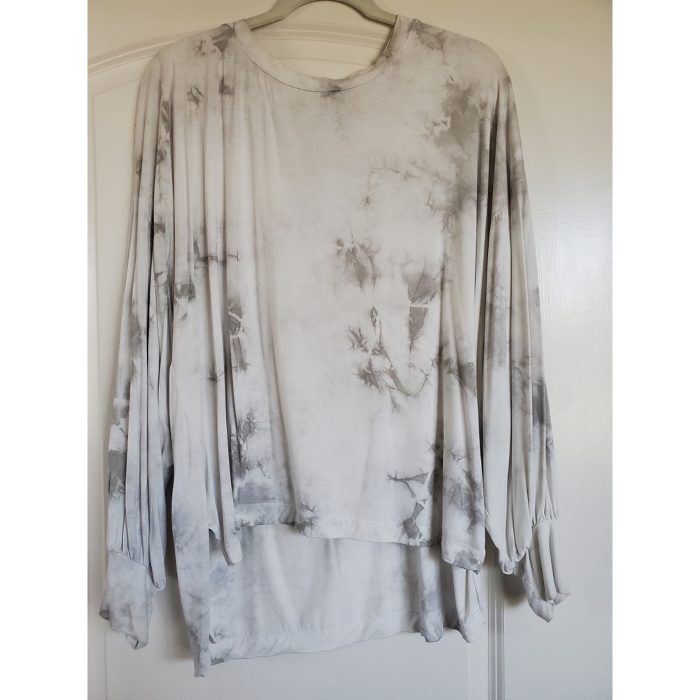 Sage green tiedye long sleeve
